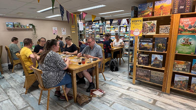Helaas is er deze vrijdagavond geen aanschuifavond. De winkel sluit om 17.00 uur.